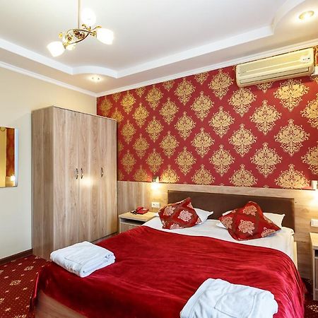 Renion Zyliha Hotel Almaty Bagian luar foto