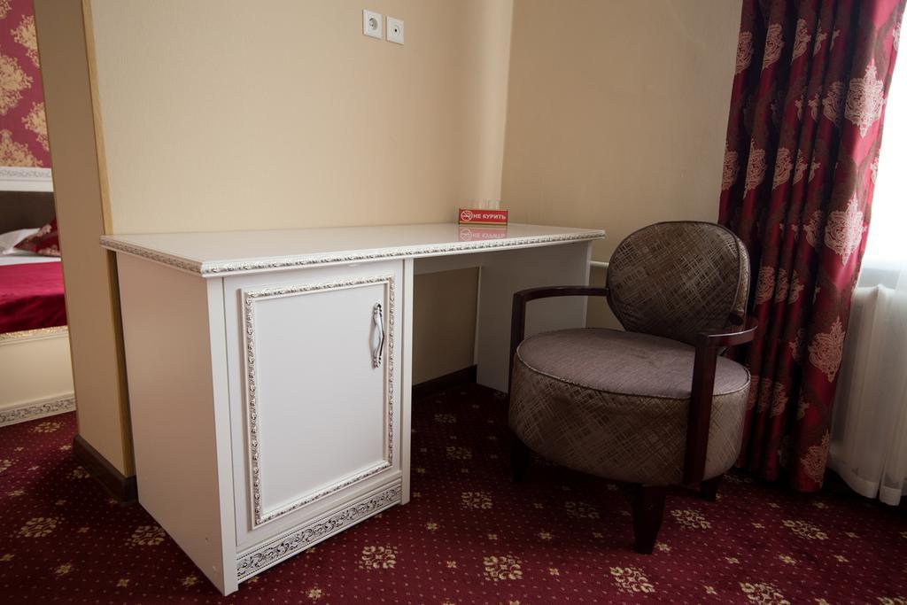 Renion Zyliha Hotel Almaty Bagian luar foto
